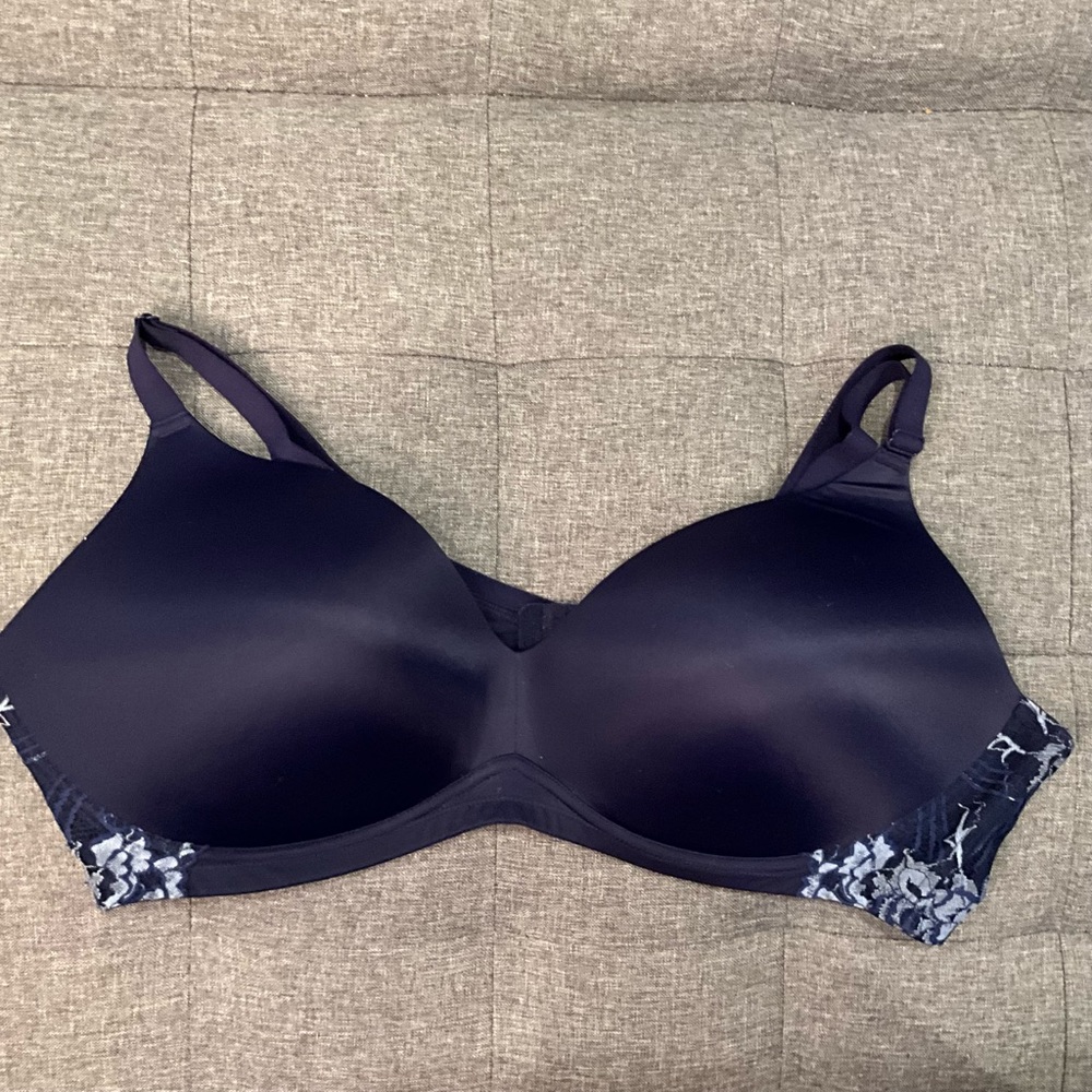 46DDD DEESSEE BRA NAVY LACE BRA